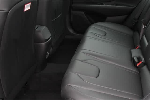Thumbnail: 2024 Hyundai Elantra - 8