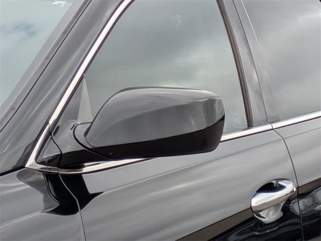 Thumbnail: 2017 Hyundai Santa Fe - 11