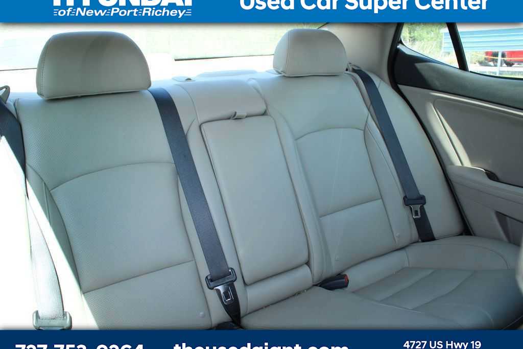 Thumbnail: 2014 Kia Optima - 10