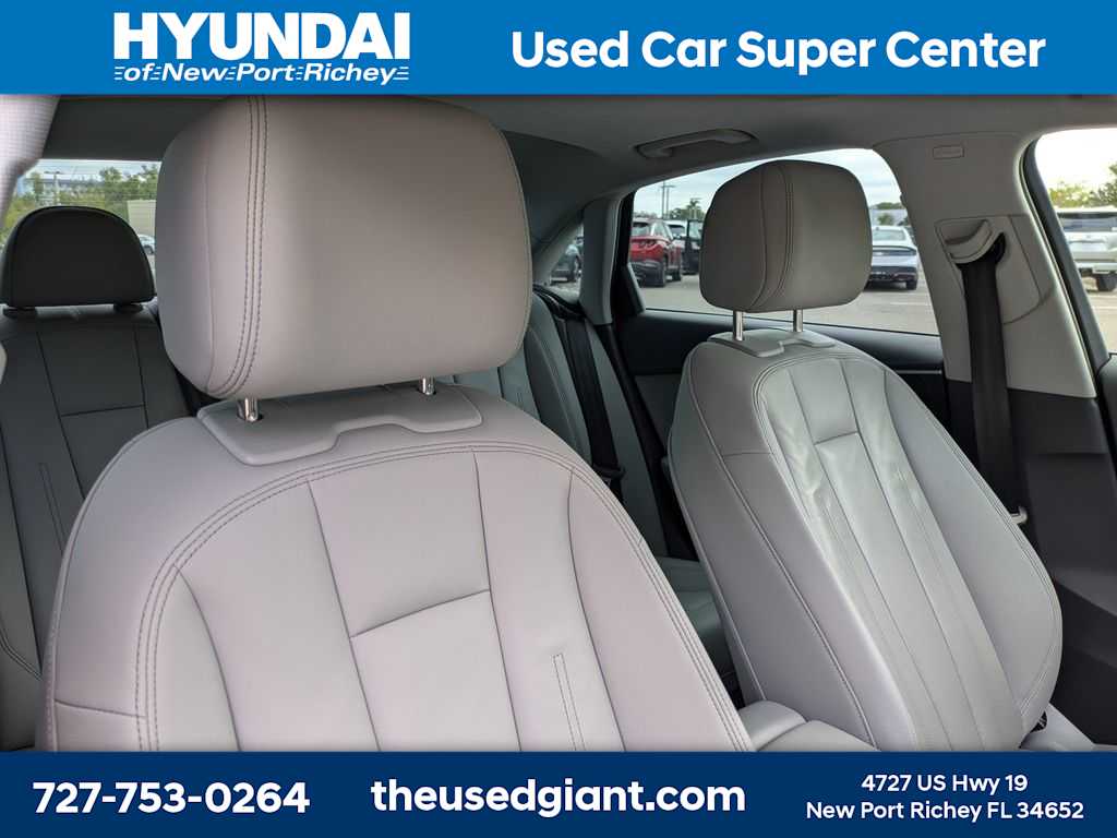 Thumbnail: 2021 Audi A4 - 6