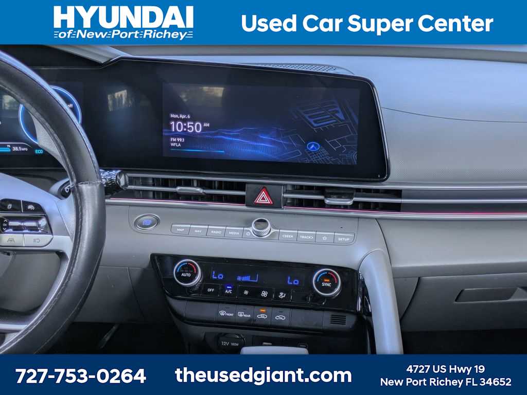 Thumbnail: 2024 Hyundai Elantra - 19