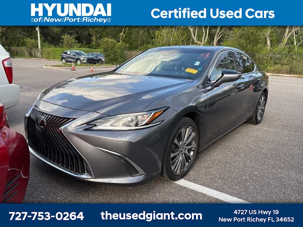 Thumbnail: 2019 Lexus ES - 1