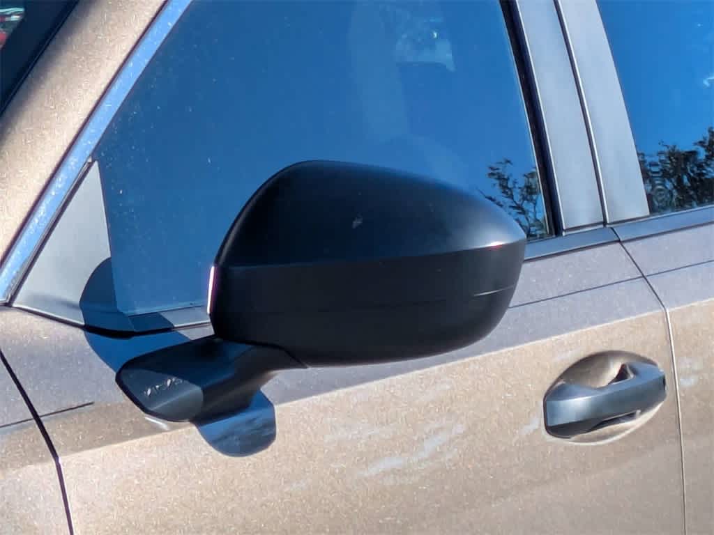 Thumbnail: 2025 Nissan Kicks - 11