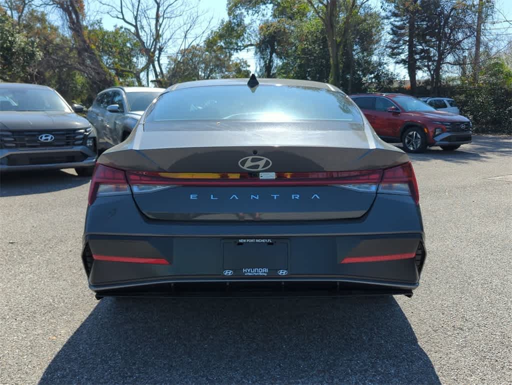 Thumbnail: 2025 Hyundai Elantra - 5