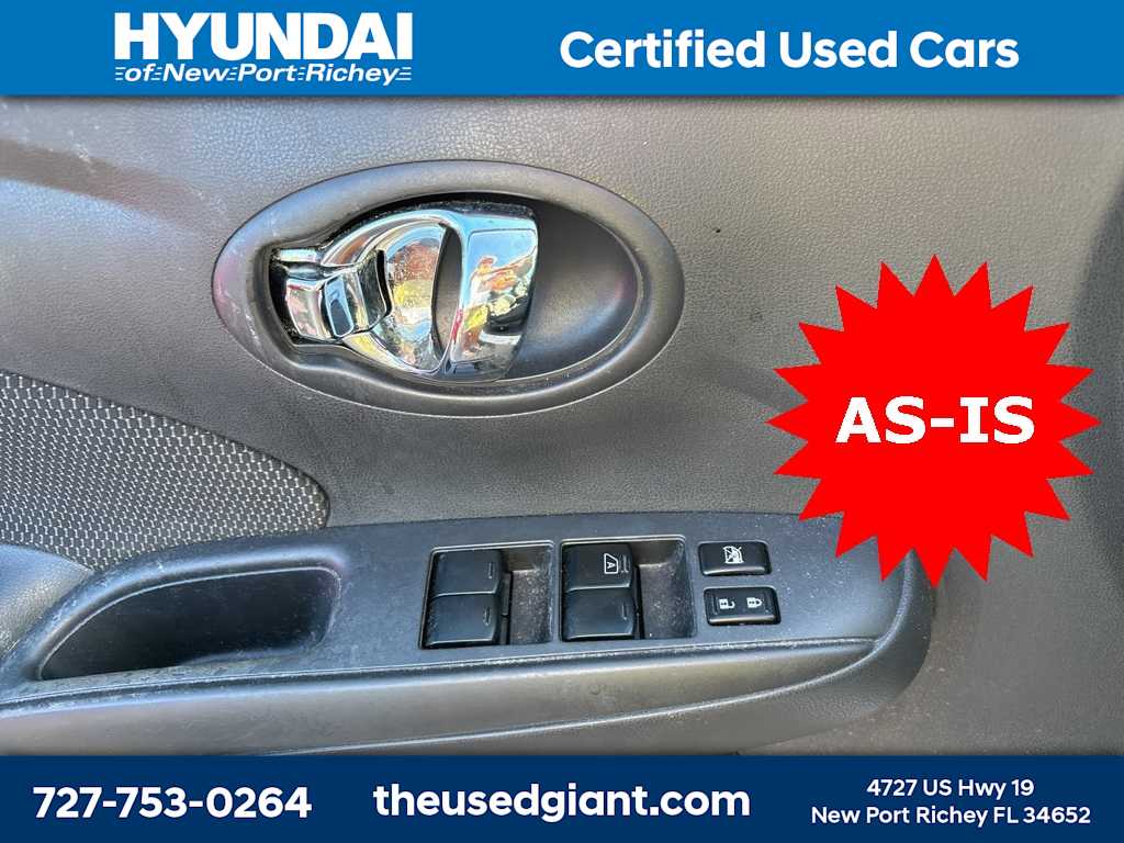 Thumbnail: 2013 Nissan Versa - 10