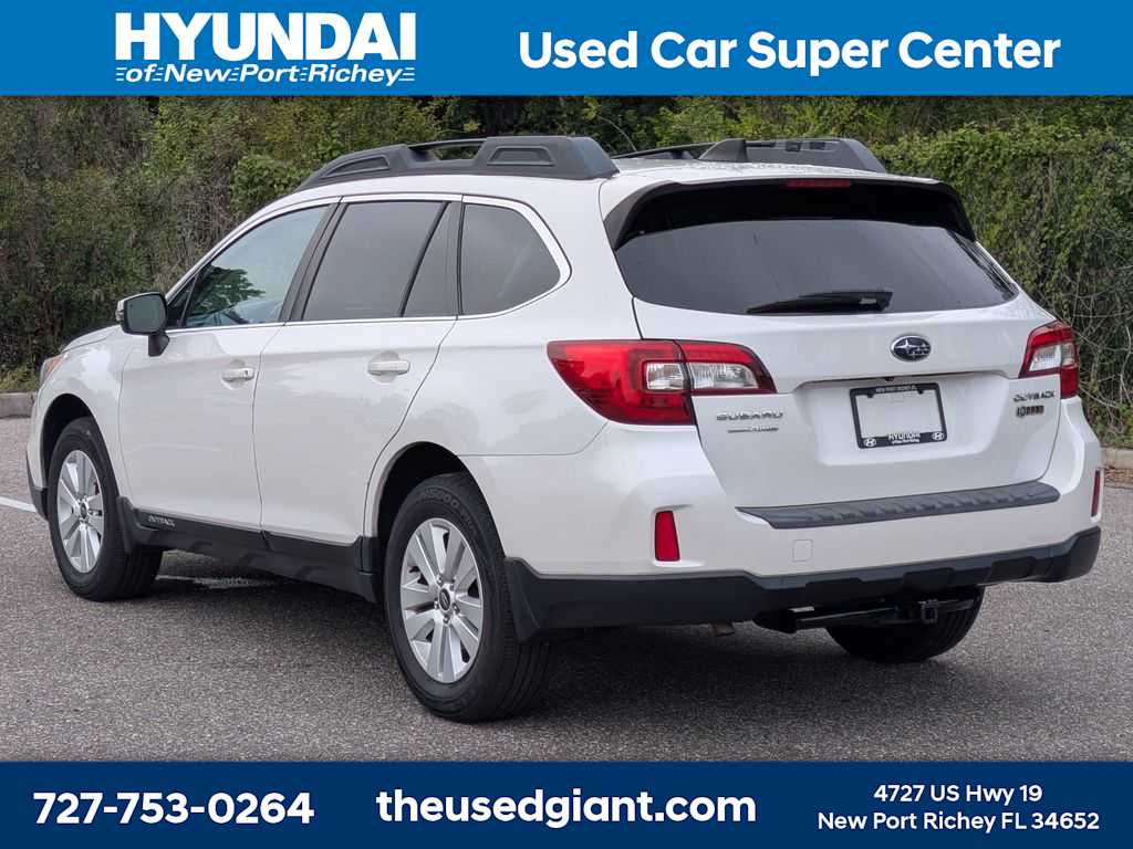 Thumbnail: 2016 Subaru Outback - 3