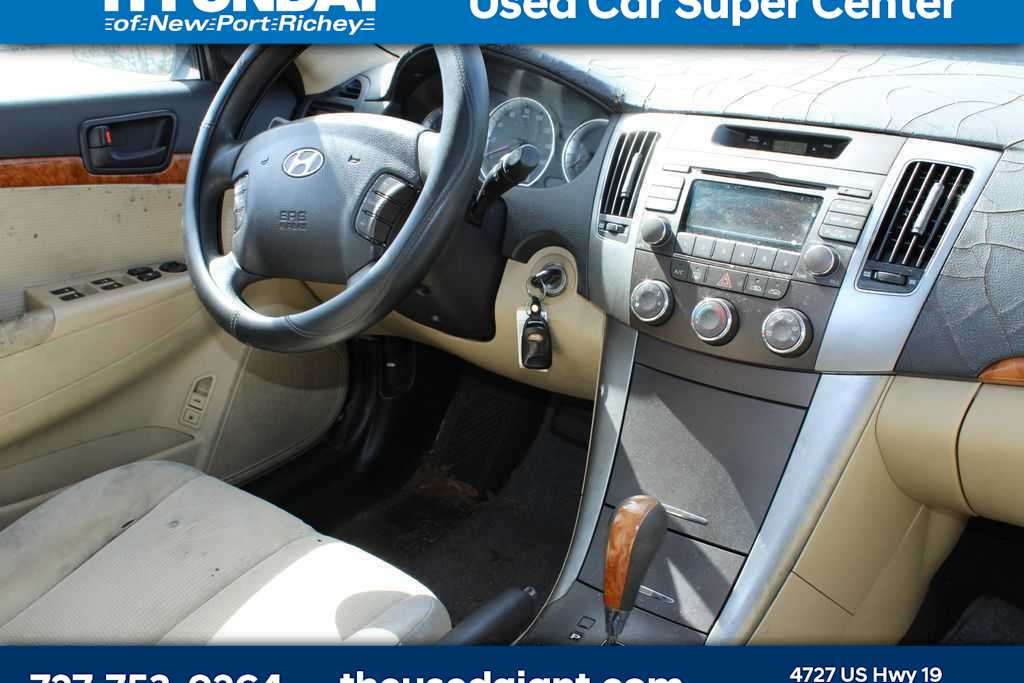 Thumbnail: 2009 Hyundai Sonata - 5