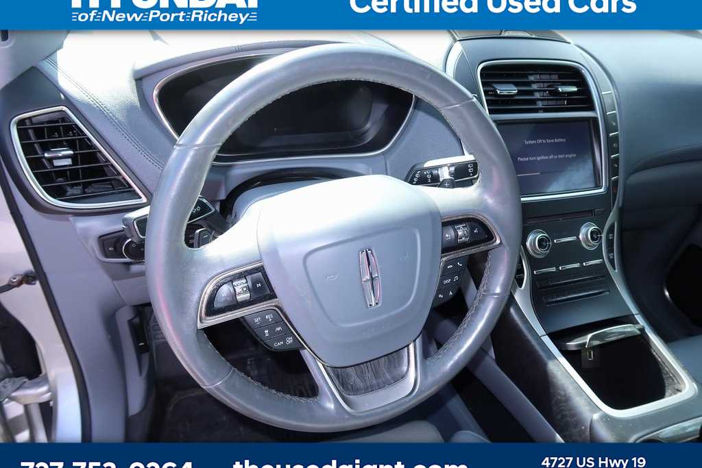 Thumbnail: 2019 Lincoln Nautilus - 11