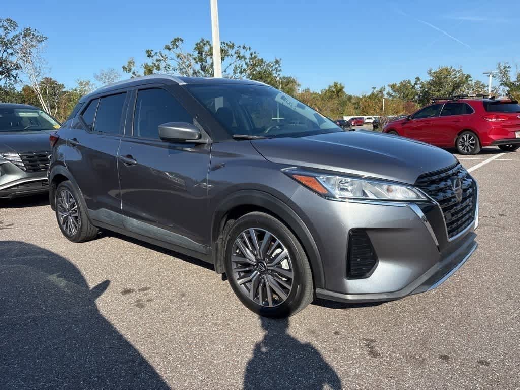 Thumbnail: 2021 Nissan Kicks - 4