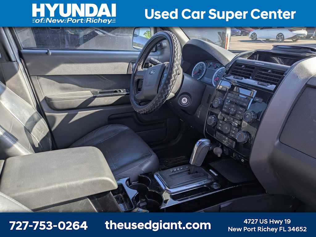 Thumbnail: 2012 Ford Escape - 8