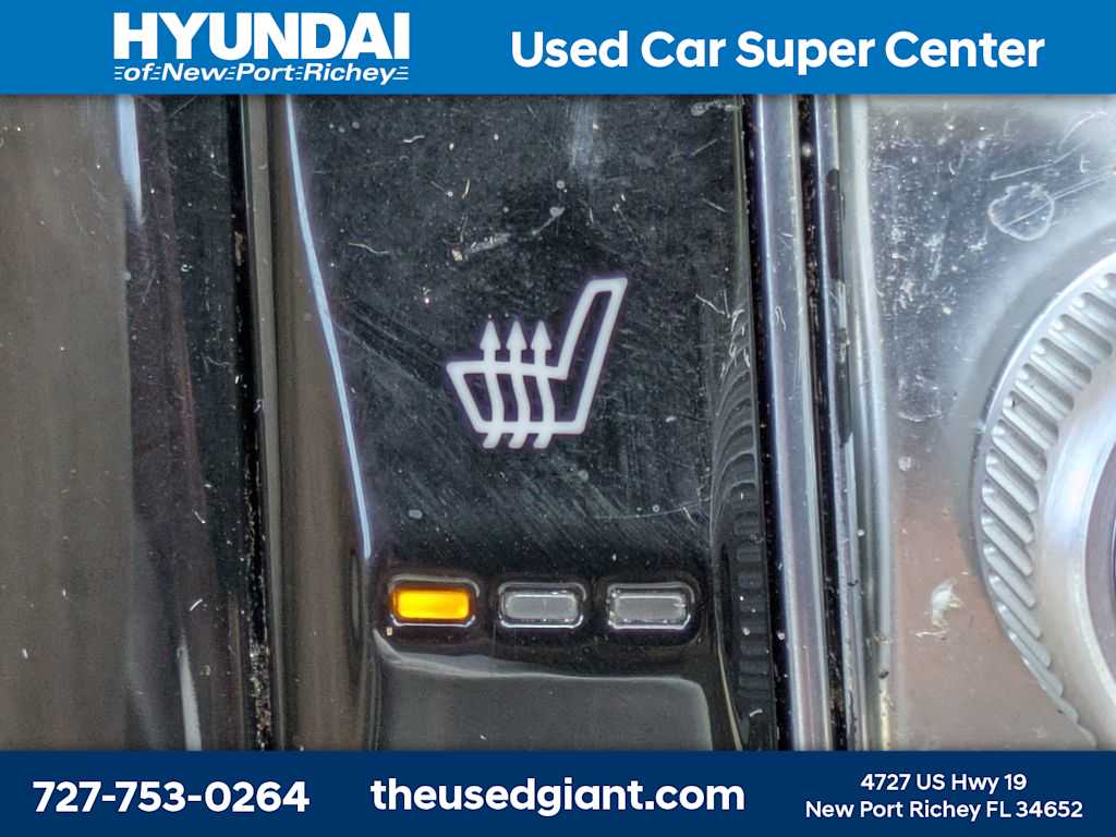 Thumbnail: 2020 Kia Cadenza - 27