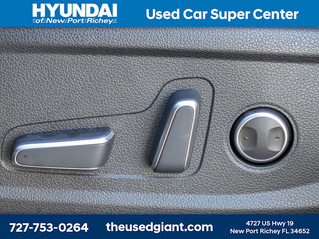 Thumbnail: 2023 Hyundai Palisade - 28