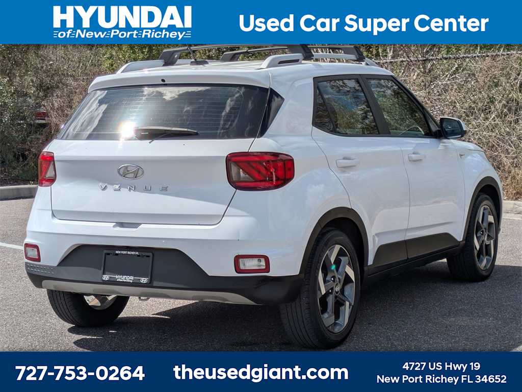 Thumbnail: 2023 Hyundai Venue - 5