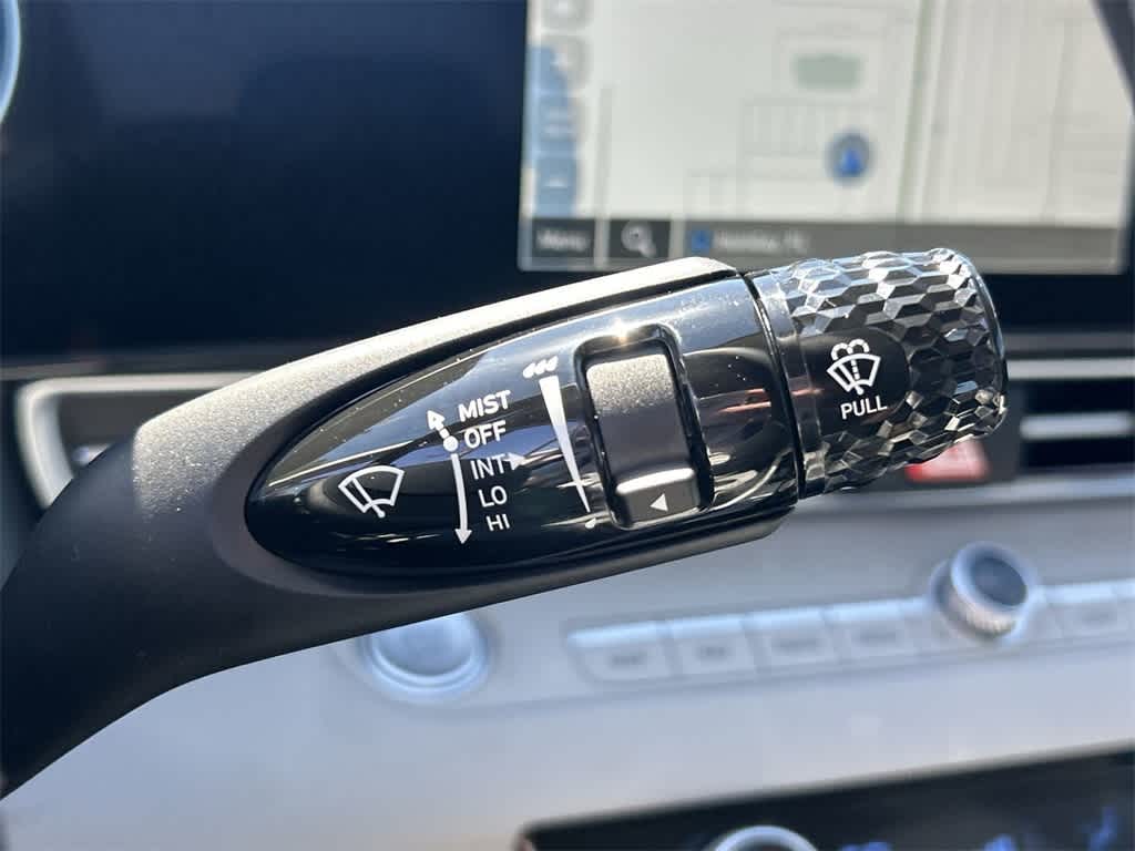 Thumbnail: 2025 Hyundai Elantra - 25