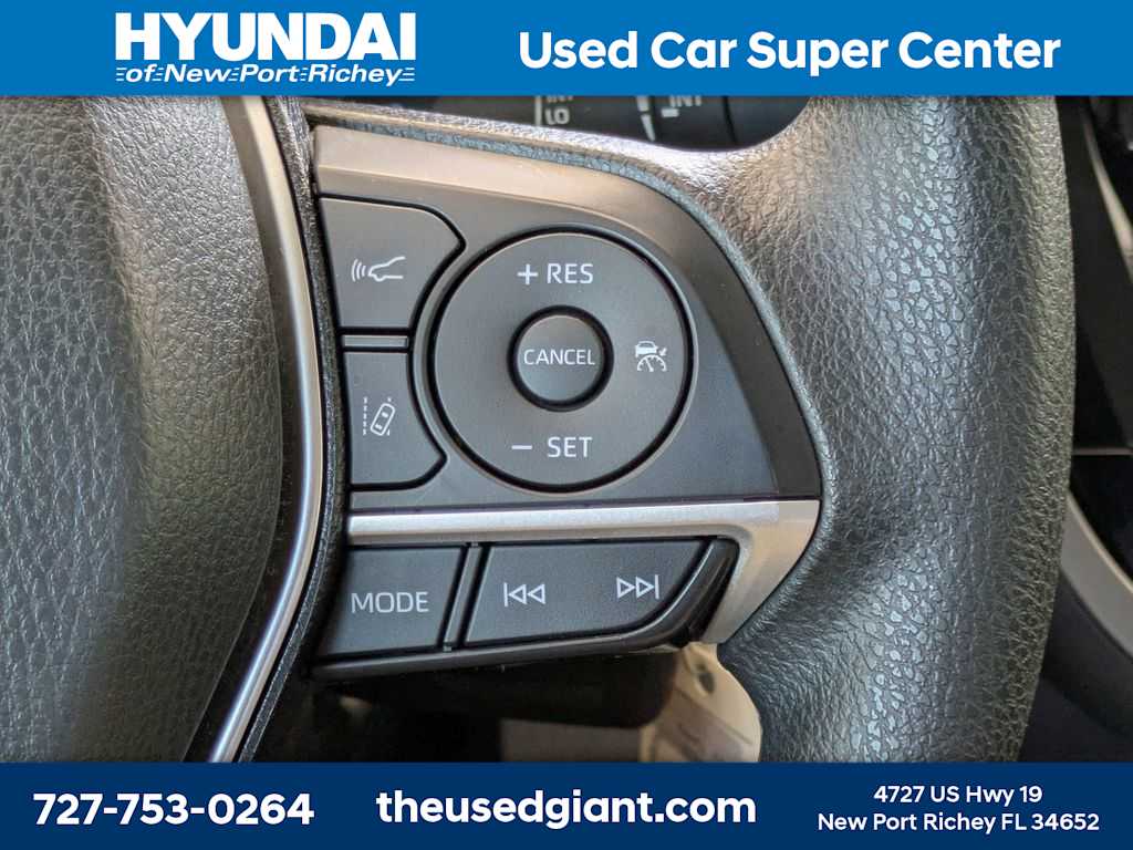 Thumbnail: 2022 Toyota Camry - 30