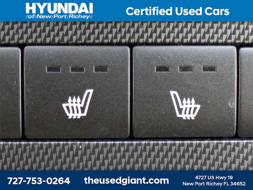 Thumbnail: 2022 Hyundai Santa Fe - 28