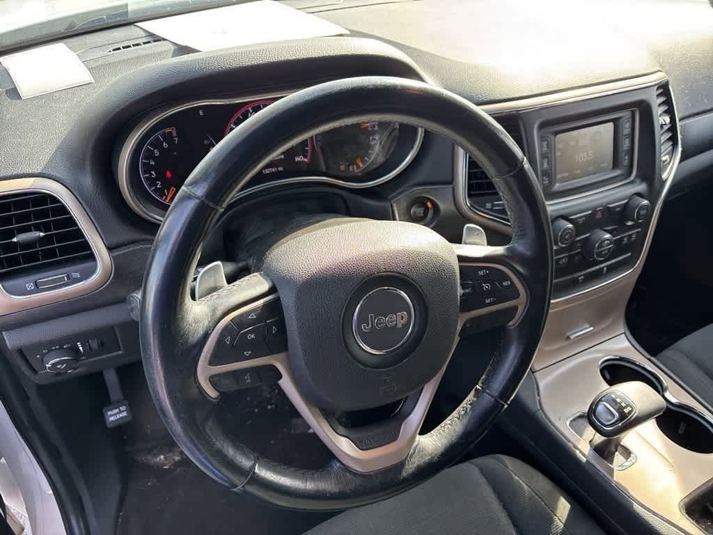 Thumbnail: 2015 Jeep Grand Cherokee - 11