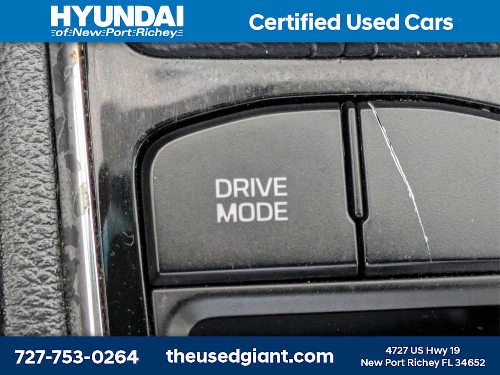 Thumbnail: 2015 Hyundai Sonata - 25