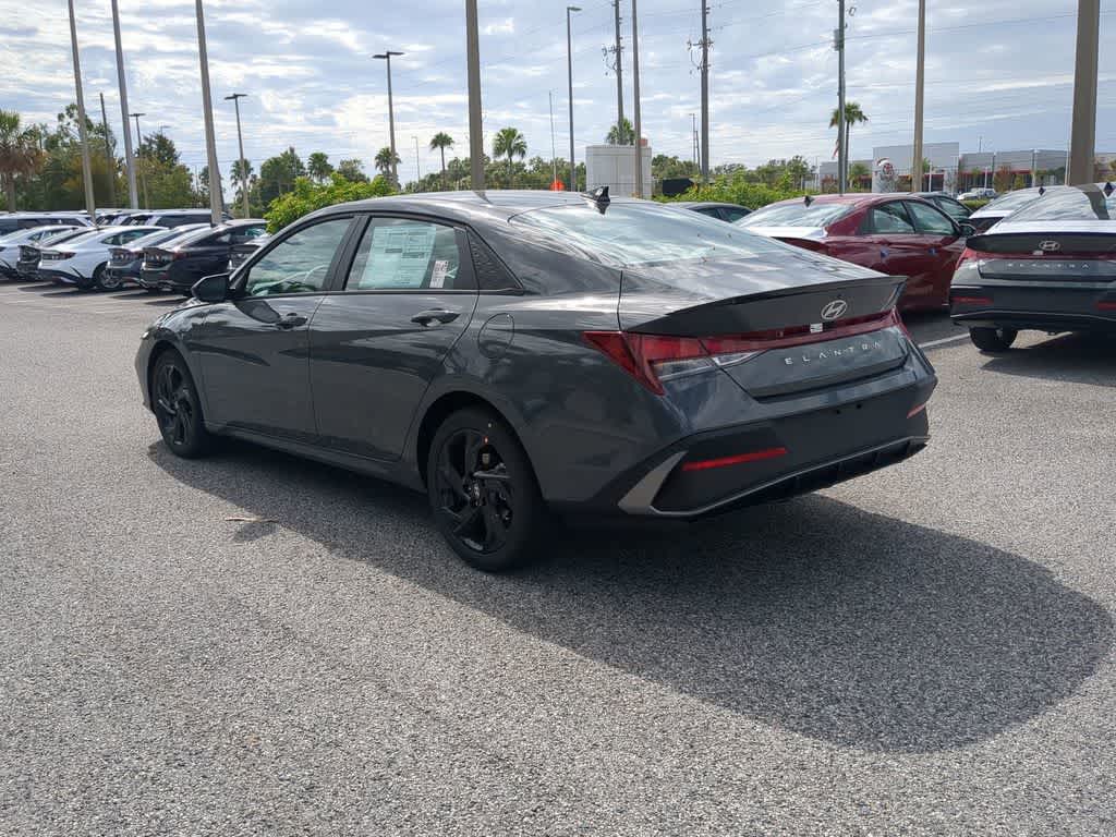 Thumbnail: 2026 Hyundai Elantra - 4