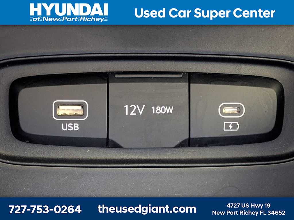 Thumbnail: 2024 Hyundai Venue - 23