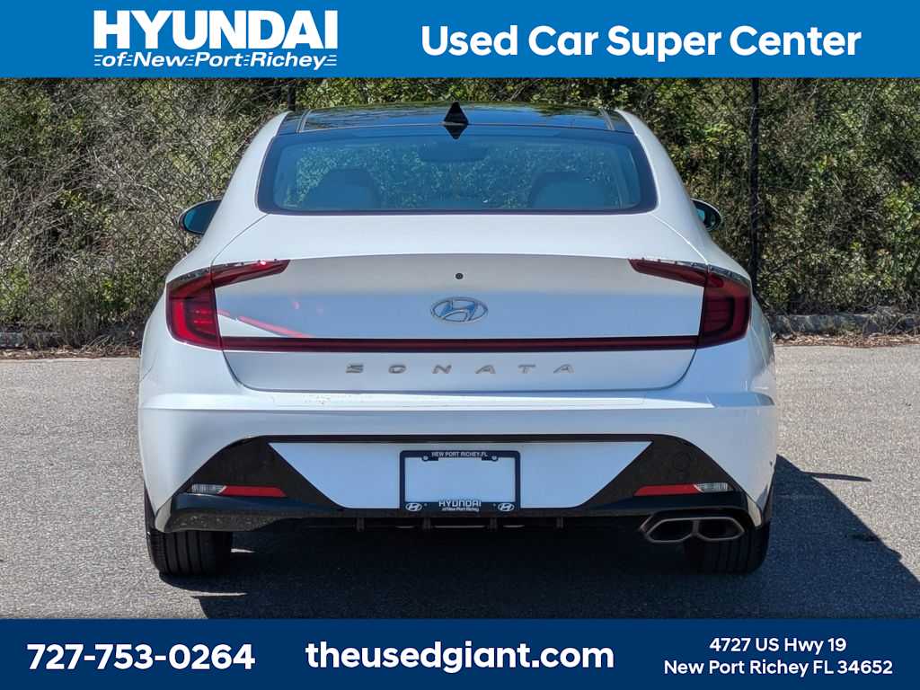 Thumbnail: 2023 Hyundai Sonata - 4