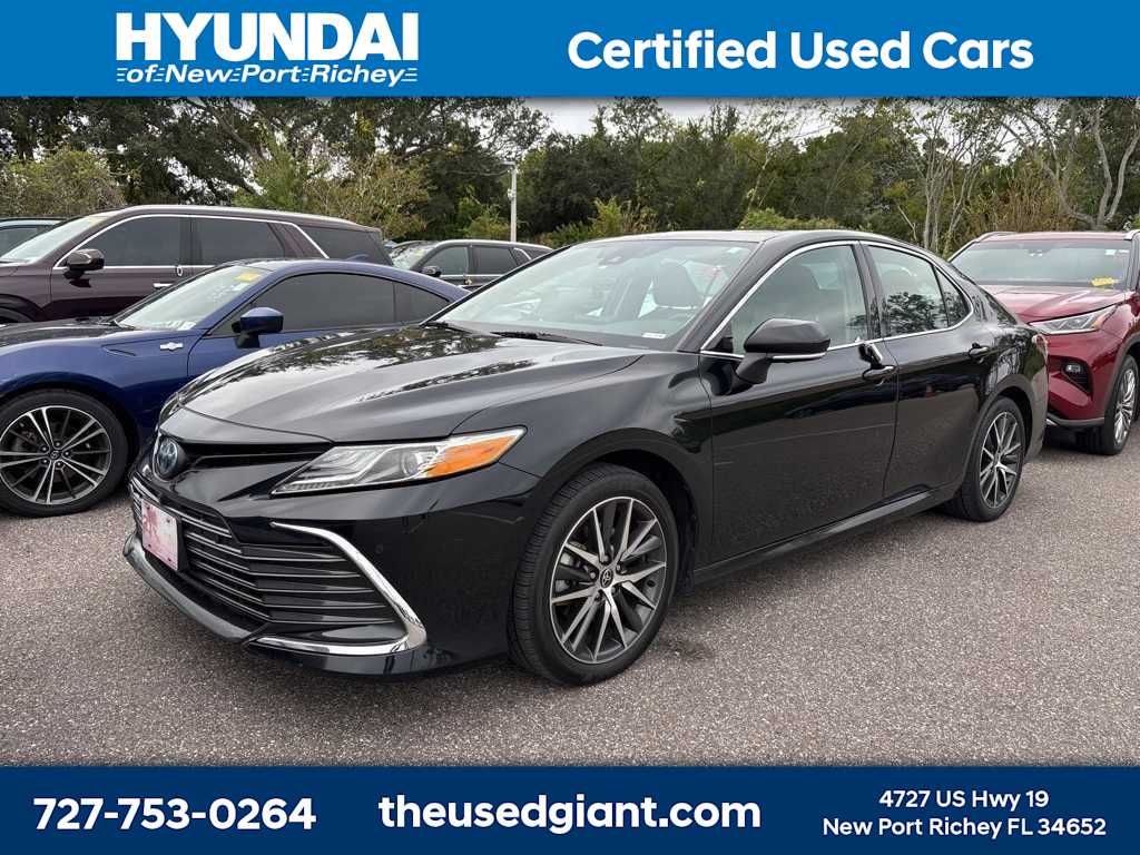 Thumbnail: 2022 Toyota Camry - 1