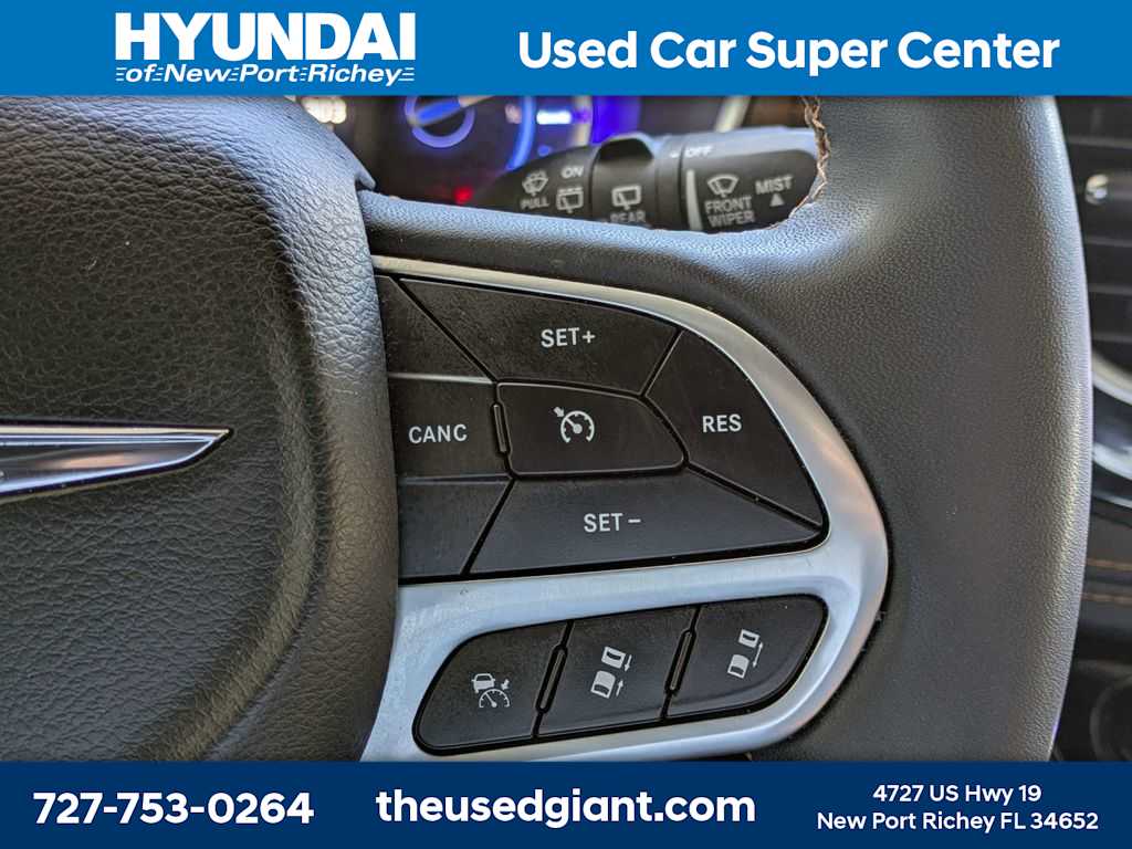 Thumbnail: 2022 Chrysler Pacifica - 51