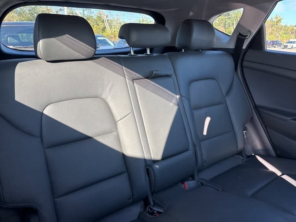 Thumbnail: 2016 Hyundai Tucson - 10