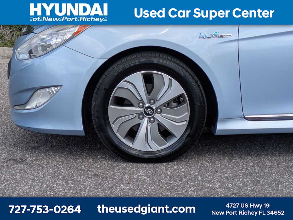 Thumbnail: 2014 Hyundai Sonata - 10
