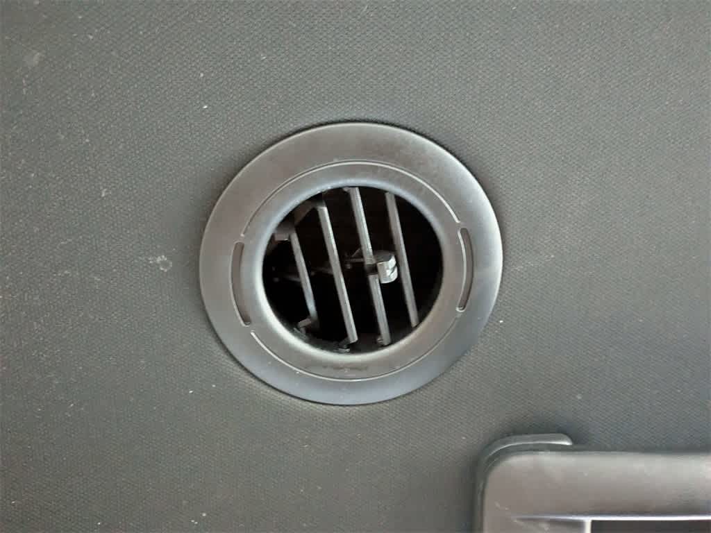 Thumbnail: 2018 Dodge Grand Caravan - 17