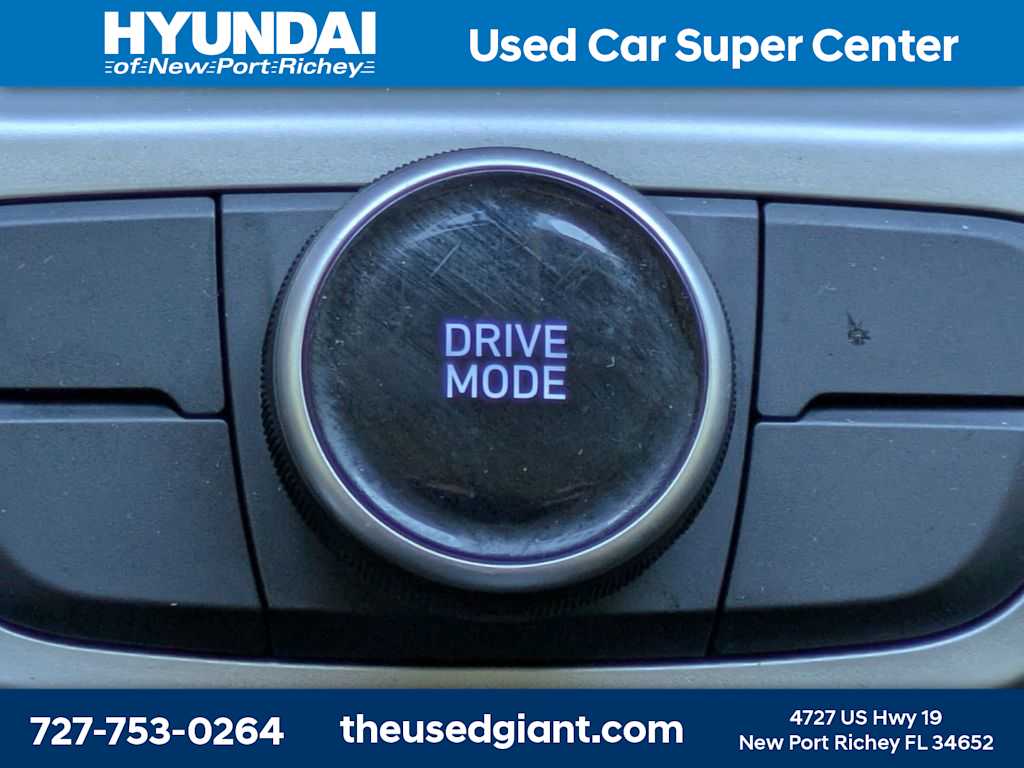 Thumbnail: 2024 Hyundai Venue - 24