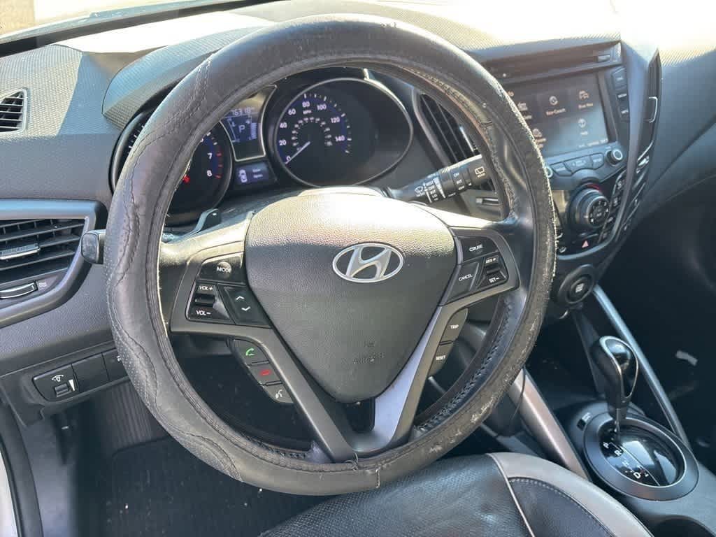 Thumbnail: 2013 Hyundai Veloster - 11