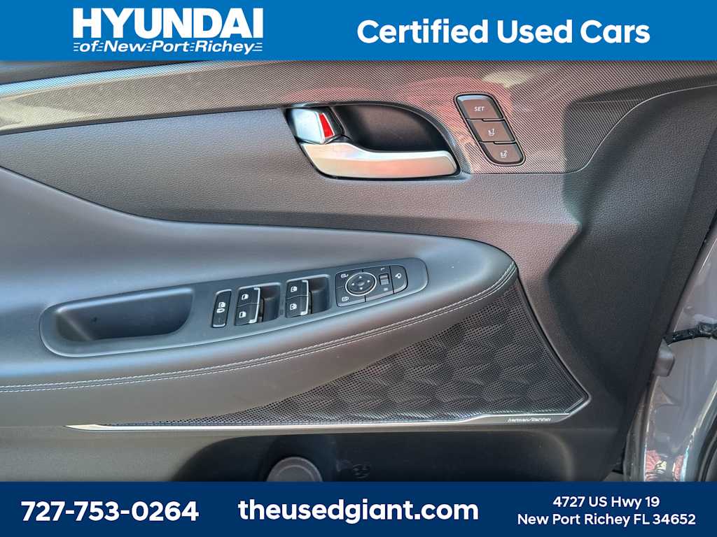 Thumbnail: 2022 Hyundai Santa Fe - 11