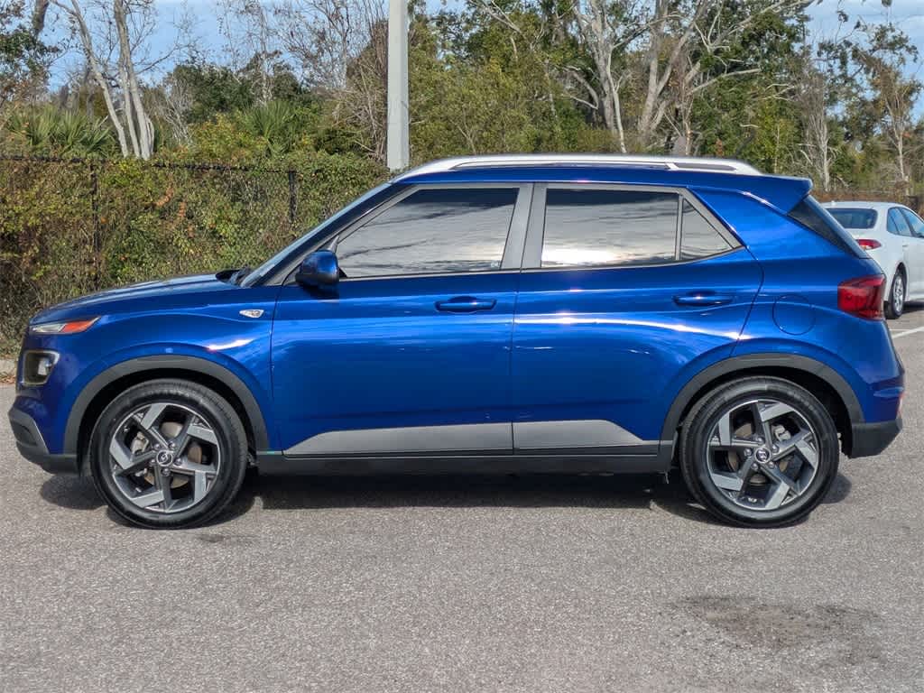 Thumbnail: 2023 Hyundai Venue - 2