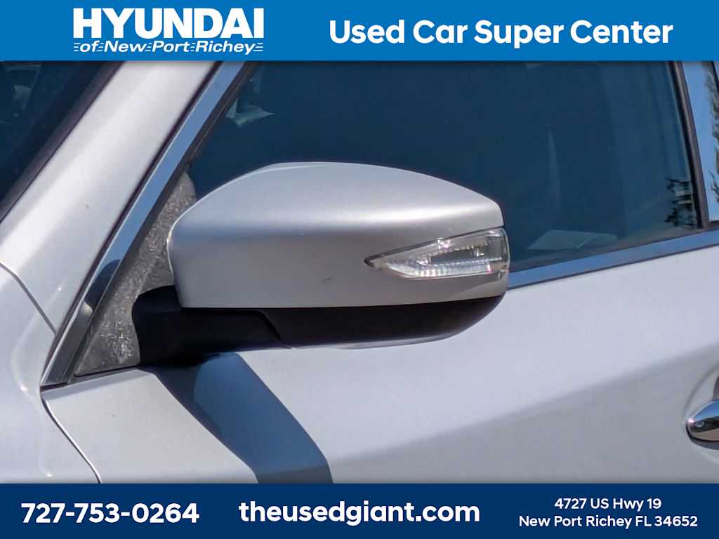 Thumbnail: 2013 Nissan Altima - 11