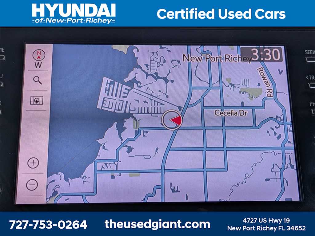 Thumbnail: 2022 Toyota Camry - 24