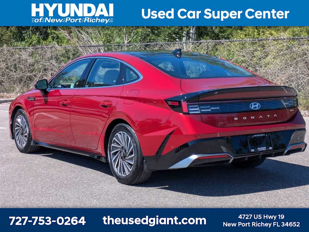 Thumbnail: 2024 Hyundai Sonata - 3