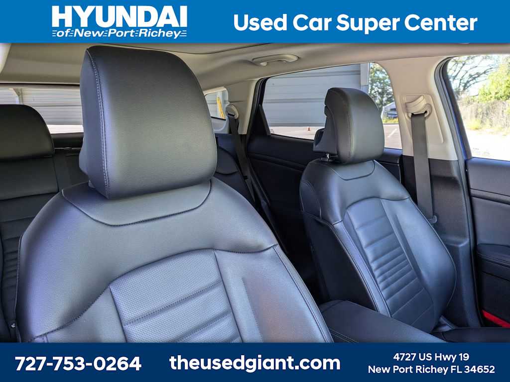 Thumbnail: 2023 Kia Sportage - 6