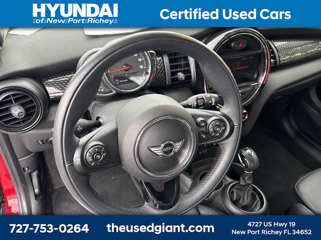 Thumbnail: 2018 MINI Cooper Hardtop - 11