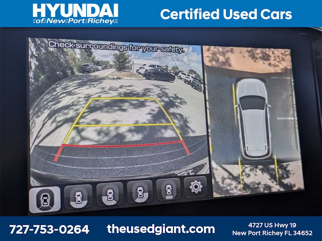Thumbnail: 2020 Hyundai Santa Fe - 29
