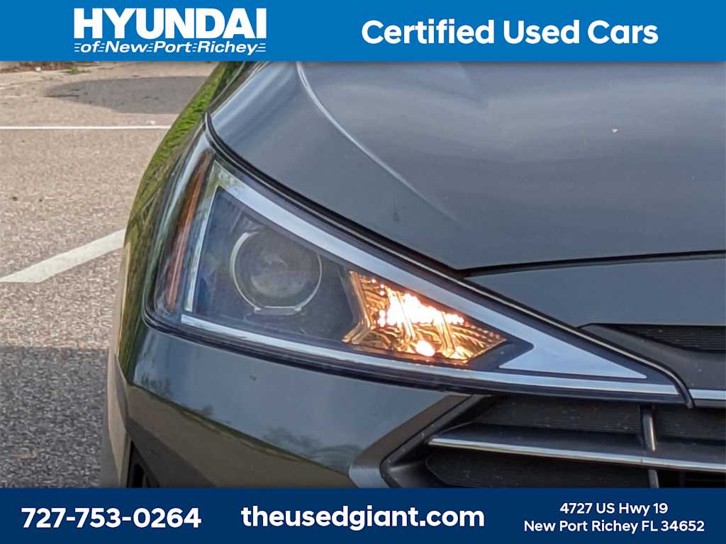 Thumbnail: 2019 Hyundai Elantra - 9