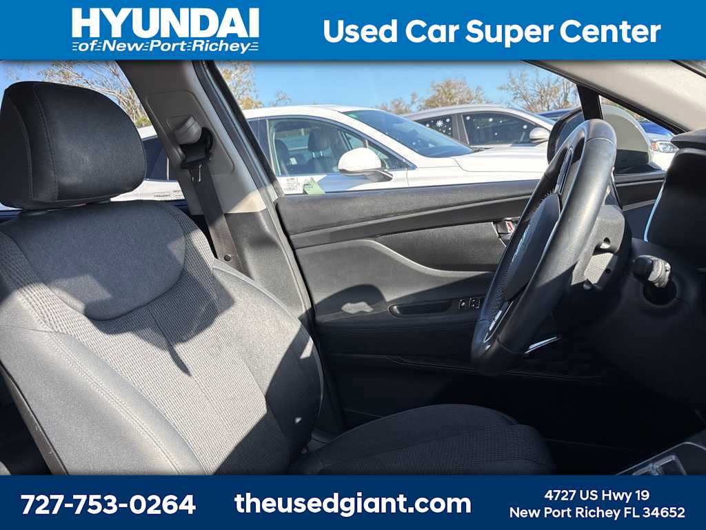 Thumbnail: 2021 Hyundai Santa Fe - 8