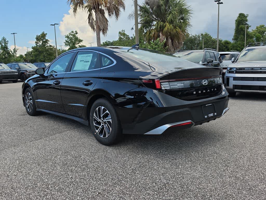 Thumbnail: 2026 Hyundai Sonata - 4