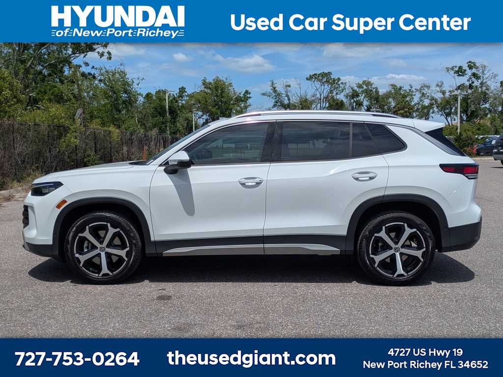 Thumbnail: 2025 Volkswagen Tiguan - 2