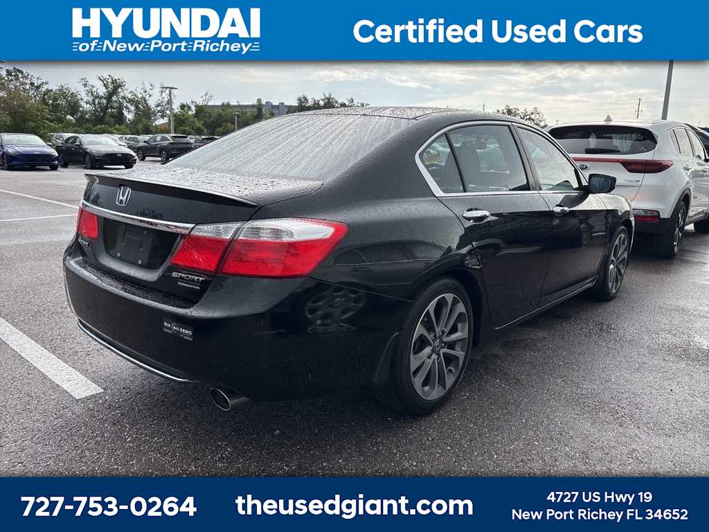 Thumbnail: 2015 Honda Accord - 3