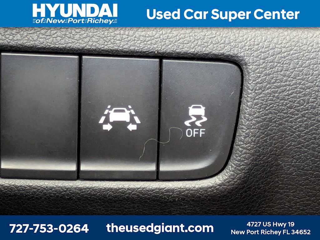 Thumbnail: 2021 Hyundai Kona - 24