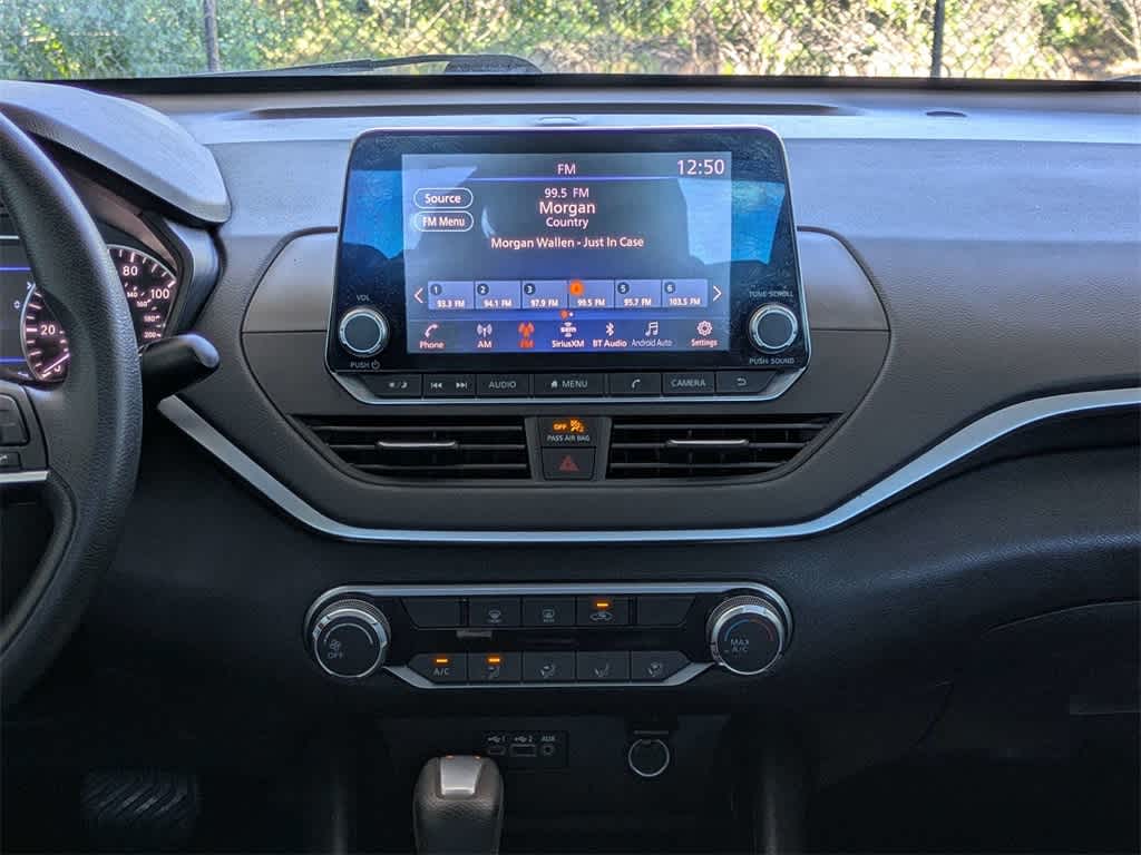 Thumbnail: 2021 Nissan Altima - 19