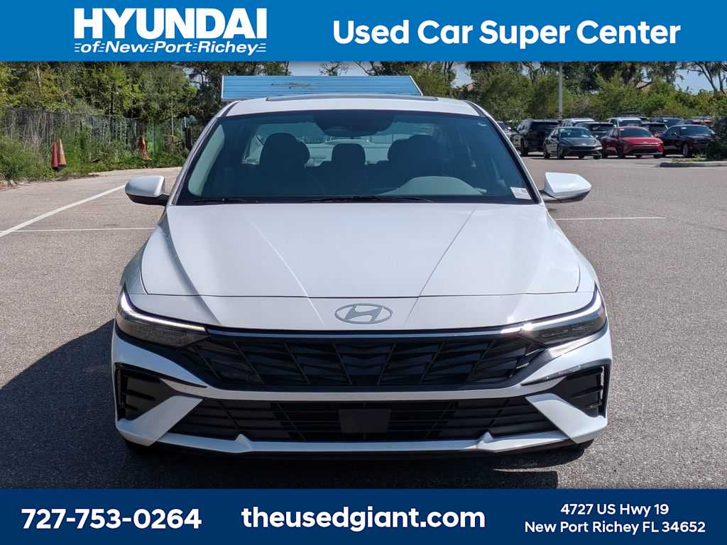Thumbnail: 2025 Hyundai Elantra - 8