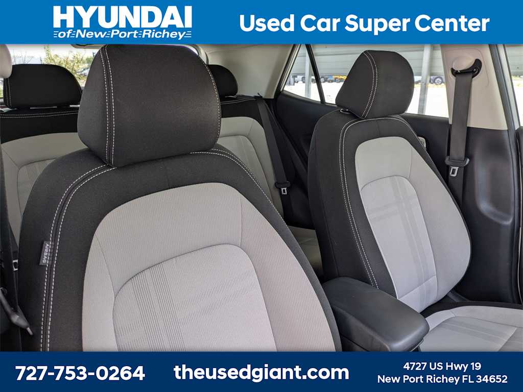 Thumbnail: 2023 Hyundai Venue - 6