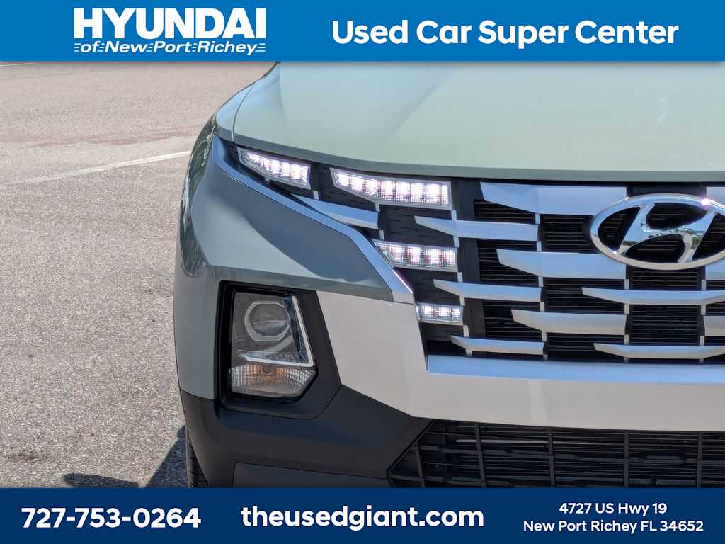 Thumbnail: 2023 Hyundai Santa Cruz - 9